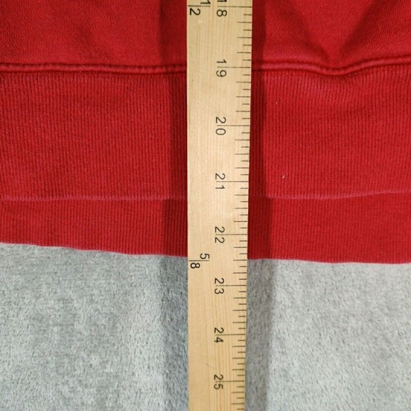 Under Armour Sweatshirt Womens Large Red hooded Wisconsin Badgers Pullover - Picture 7 of 8